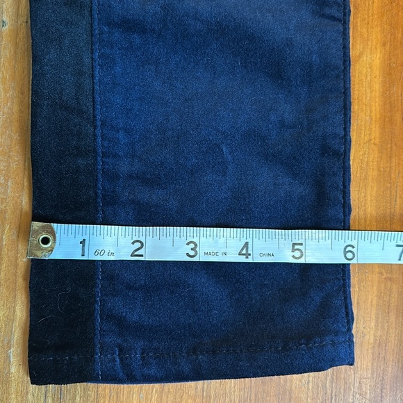 🆕 Velvet Pants - Picture 12 of 12